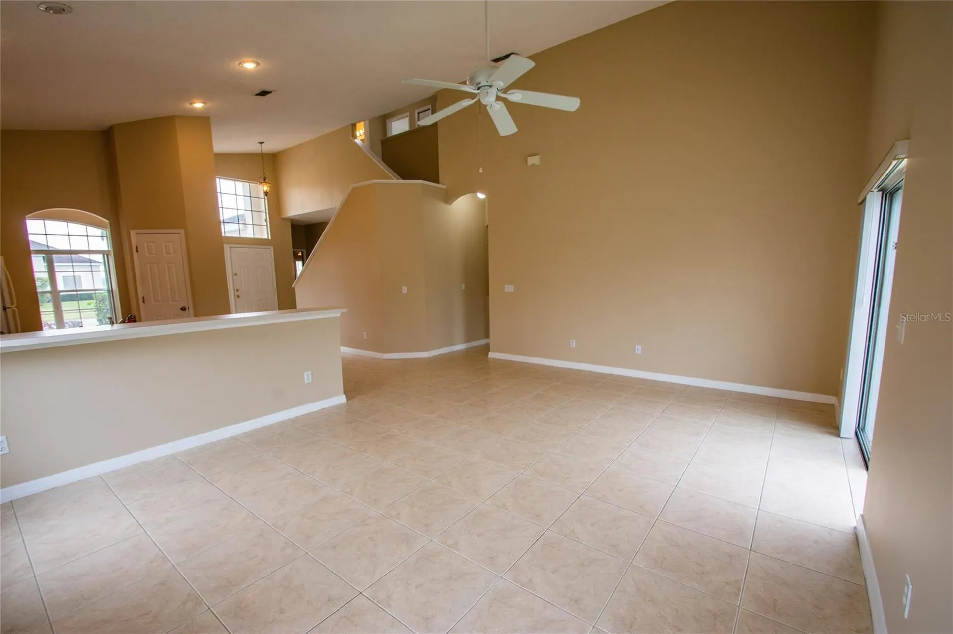 421 Lockbreeze Drive Davenport FL 33897