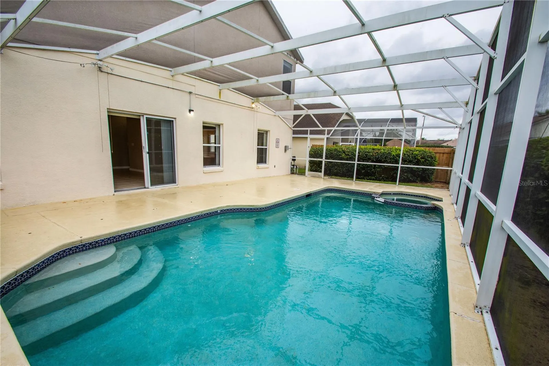 421 Lockbreeze Drive Davenport FL 33897