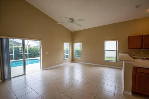 421 Lockbreeze Drive Davenport FL 33897