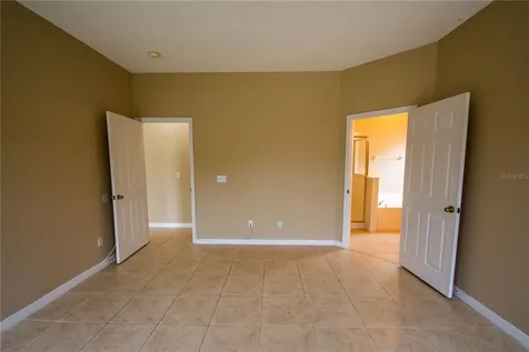 421 Lockbreeze Drive Davenport FL 33897
