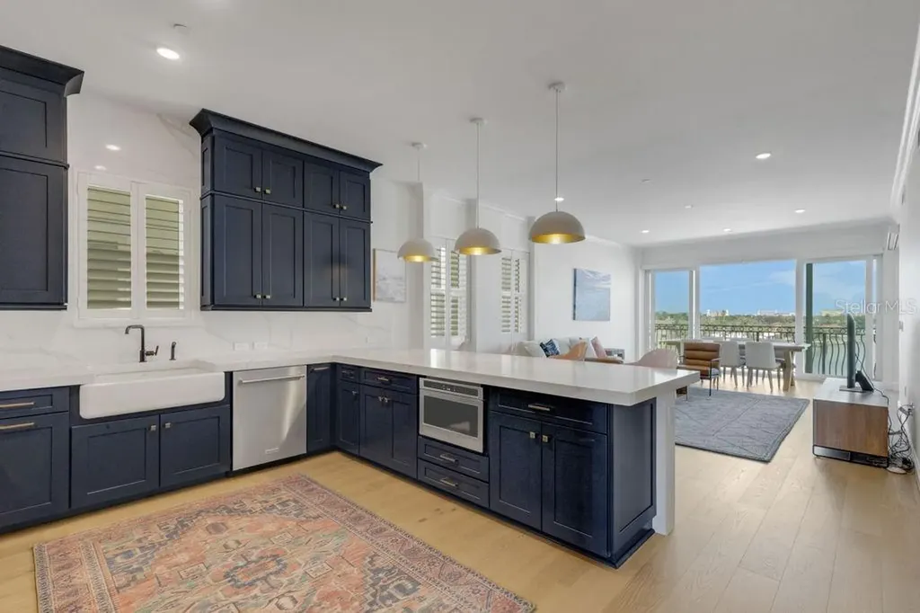 505 N Tamiami Trail Venice FL 34285