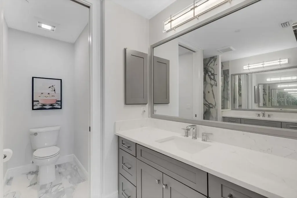505 N Tamiami Trail Venice FL 34285