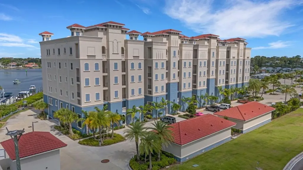 505 N Tamiami Trail Venice FL 34285