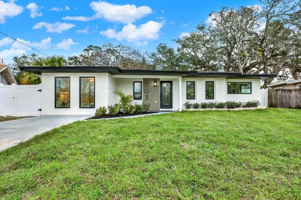 203 Driftwood Drive W Palm Harbor FL 34683