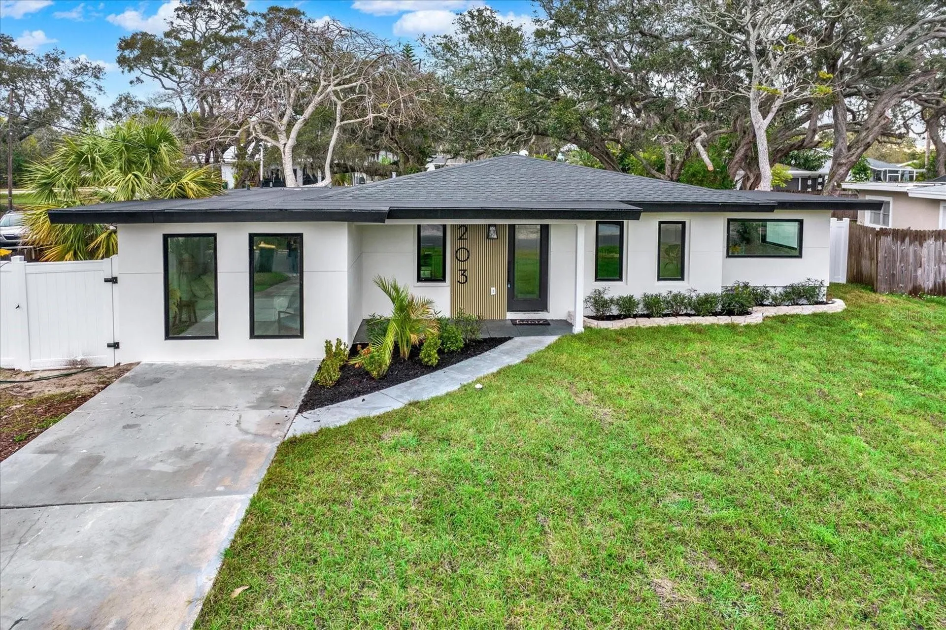 203 Driftwood Drive W Palm Harbor FL 34683