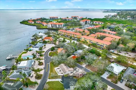 203 Driftwood Drive W Palm Harbor FL 34683