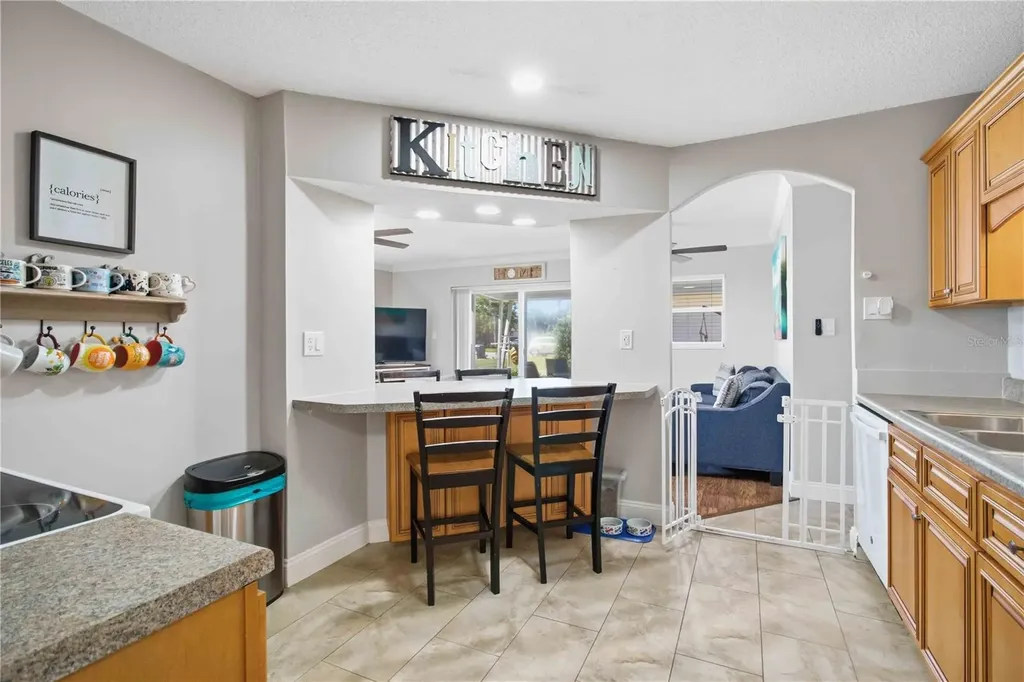 6116 Dartmouth Drive Bradenton FL 34207