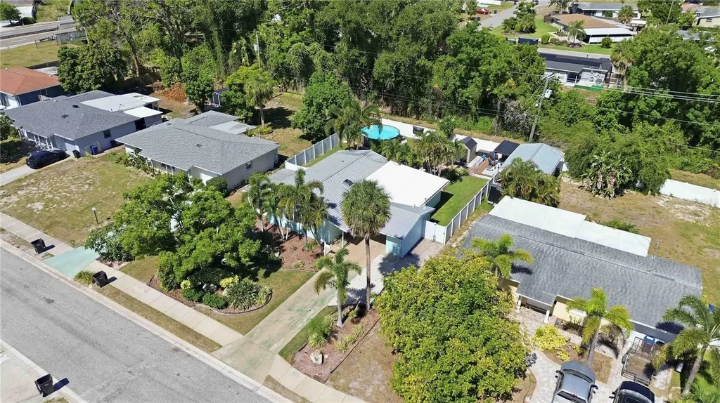 6116 Dartmouth Drive Bradenton FL 34207