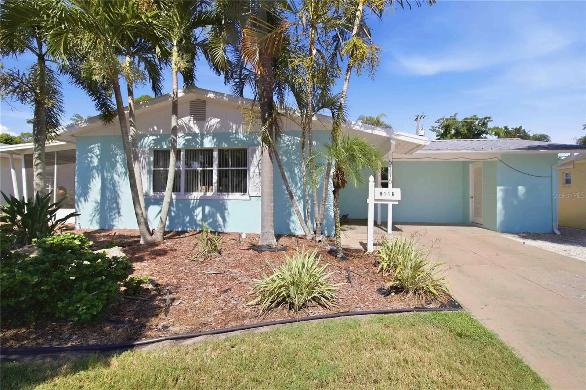 6116 Dartmouth Drive Bradenton FL 34207