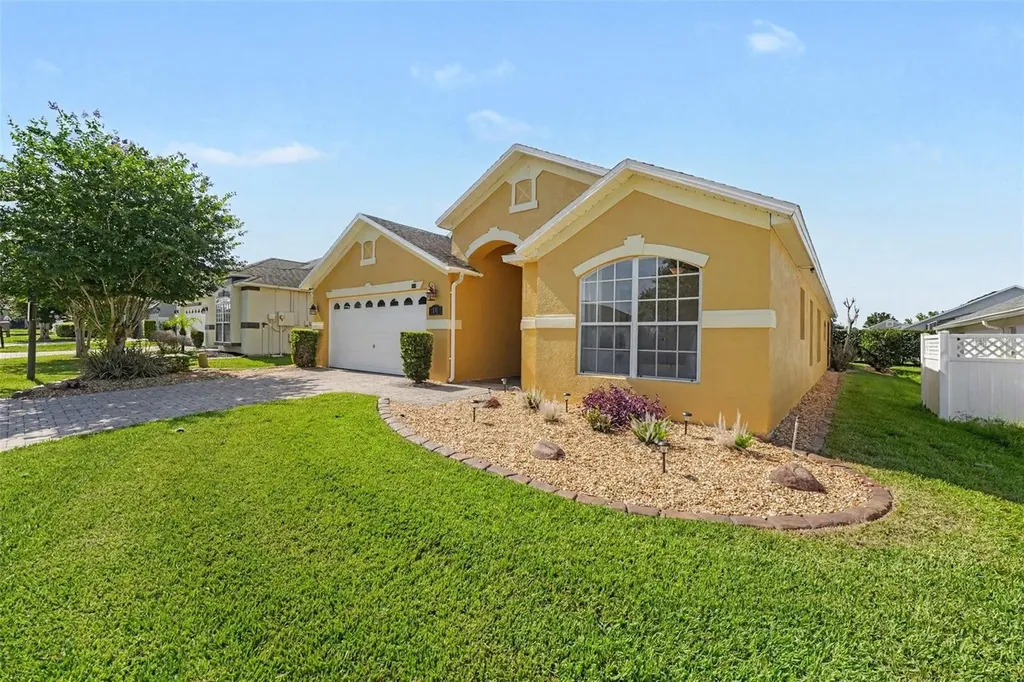 131 Old Bridge Circle Davenport FL 33897