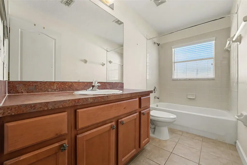 131 Old Bridge Circle Davenport FL 33897