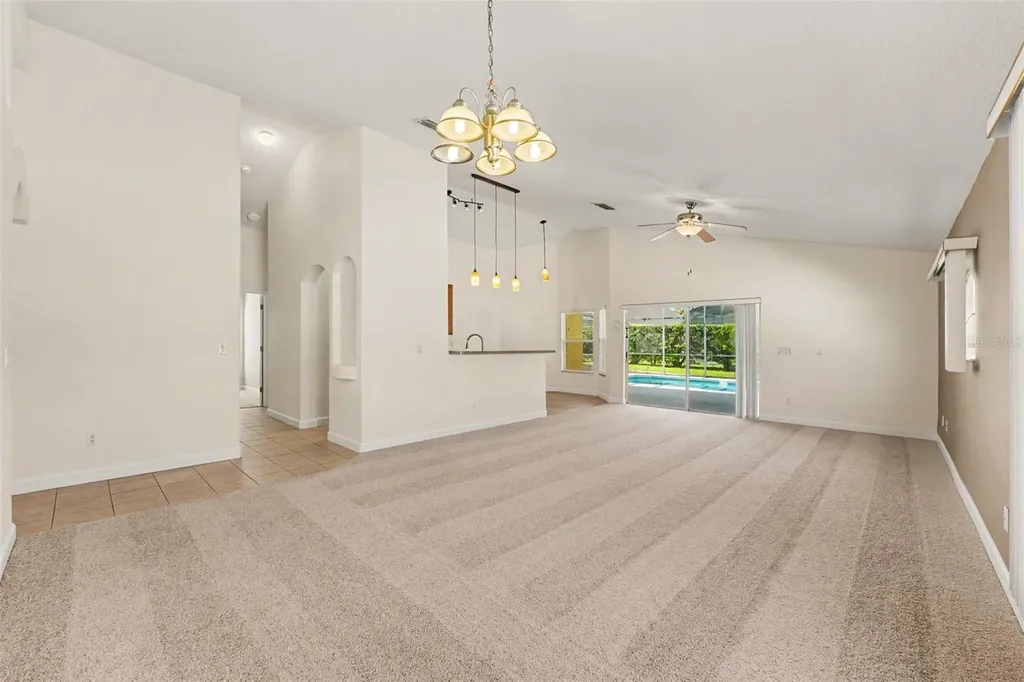 131 Old Bridge Circle Davenport FL 33897