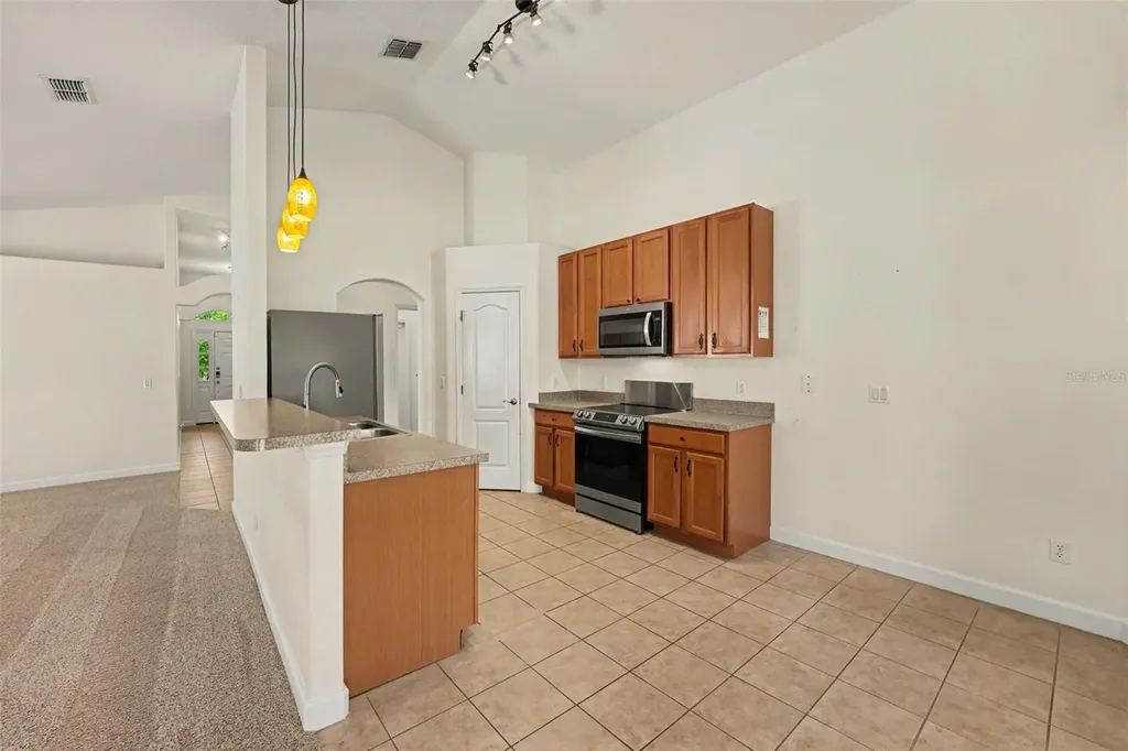 131 Old Bridge Circle Davenport FL 33897