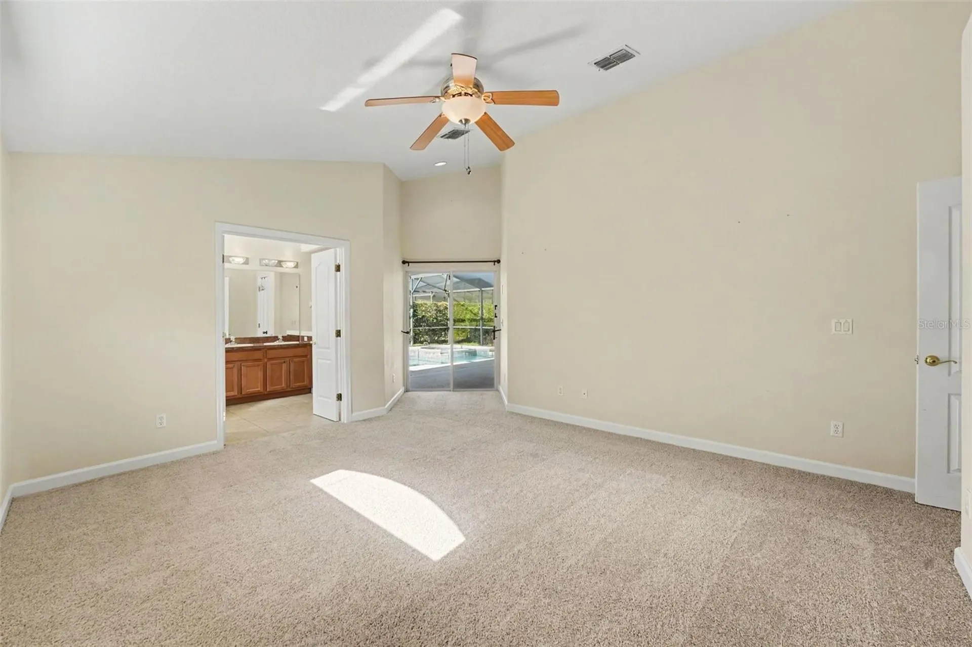 131 Old Bridge Circle Davenport FL 33897