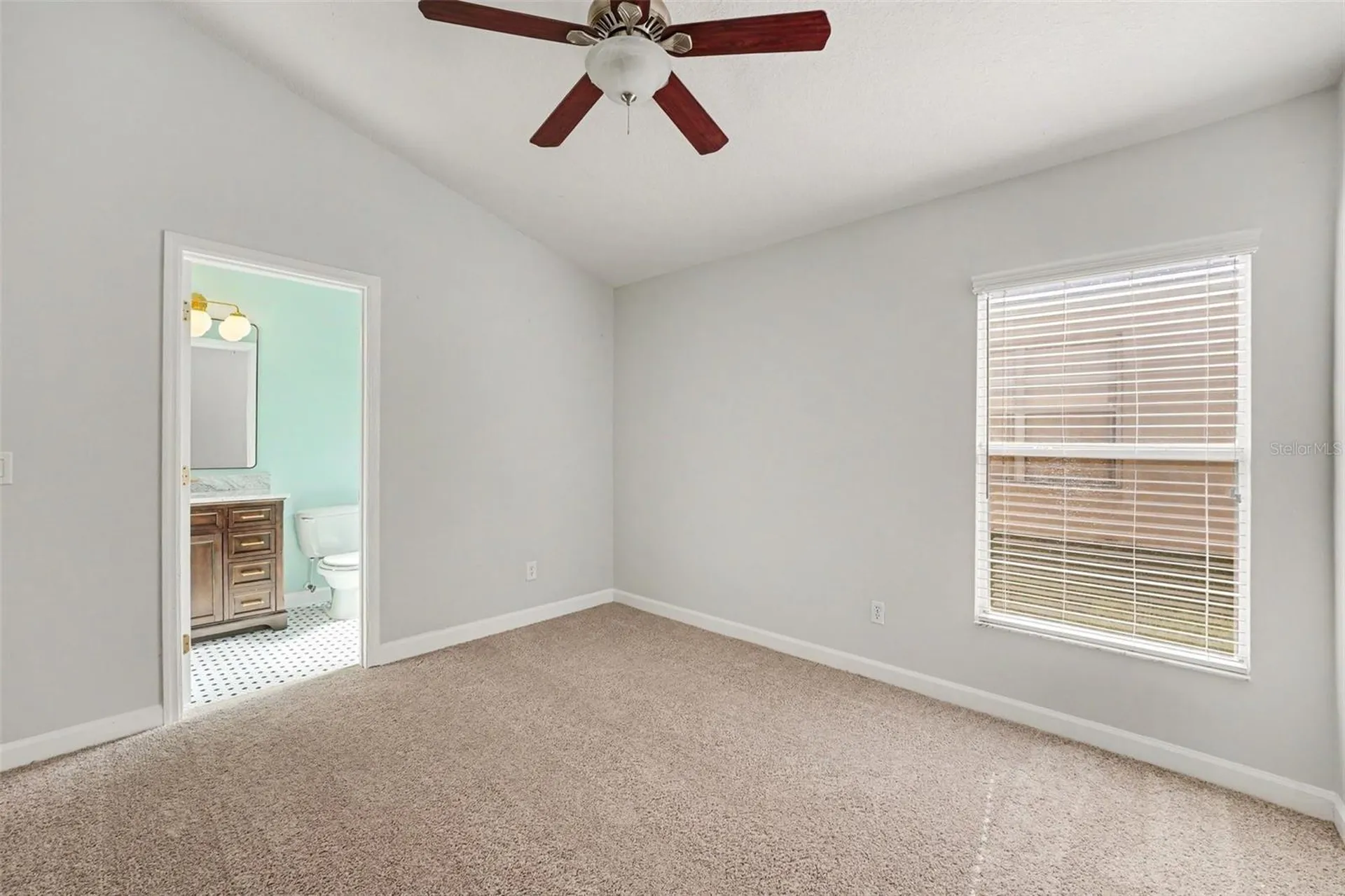 131 Old Bridge Circle Davenport FL 33897
