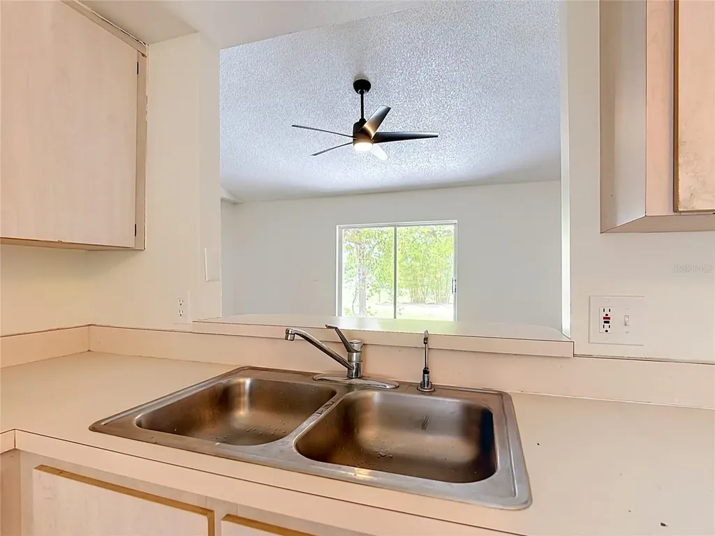 210 Robbins Rest Circle Davenport FL 33896