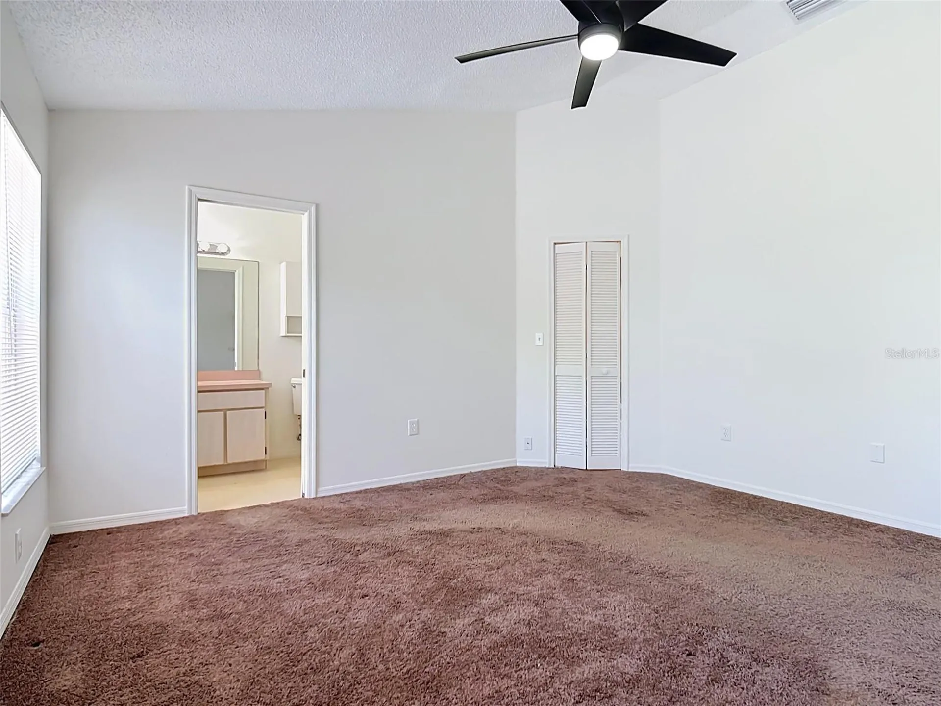 210 Robbins Rest Circle Davenport FL 33896