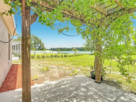 210 Robbins Rest Circle Davenport FL 33896