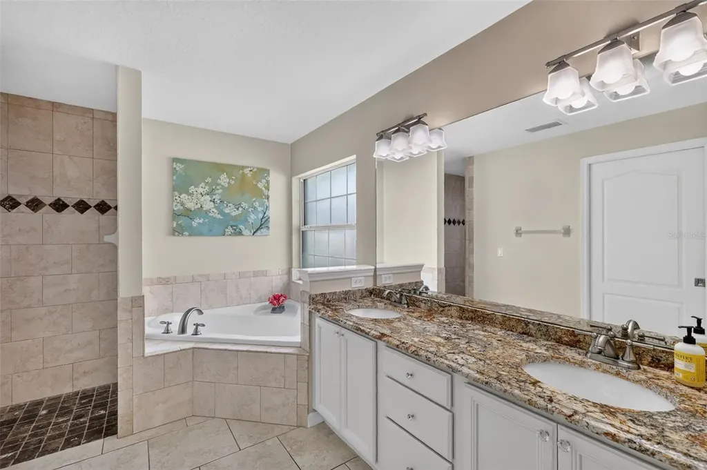 12037 Eagle Point Court Leesburg FL 34788