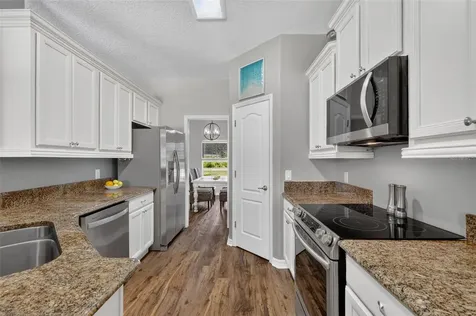 12037 Eagle Point Court Leesburg FL 34788