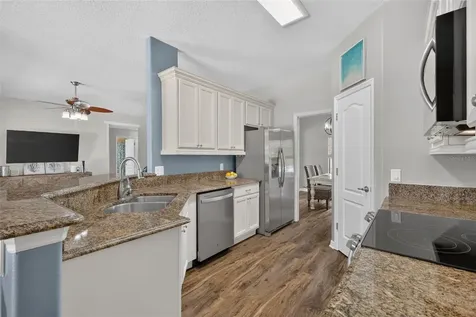 12037 Eagle Point Court Leesburg FL 34788