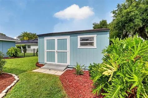 12037 Eagle Point Court Leesburg FL 34788