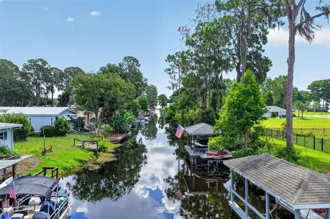 12037 Eagle Point Court Leesburg FL 34788