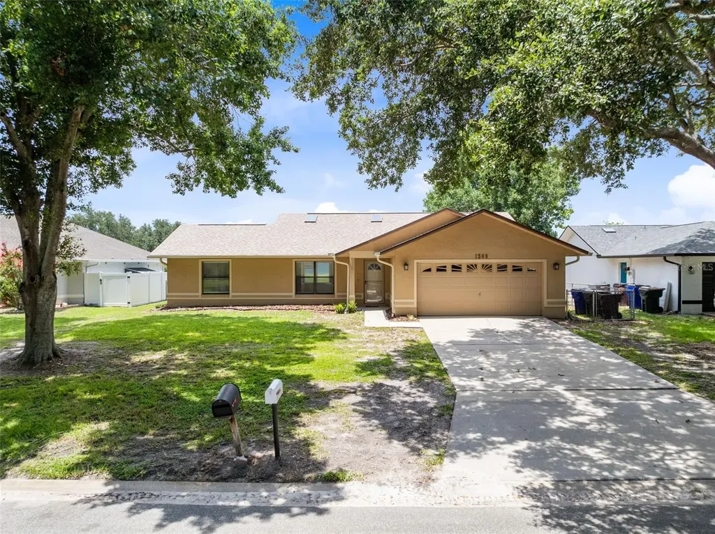 1369 Wood Lake Circle St Cloud FL 34772