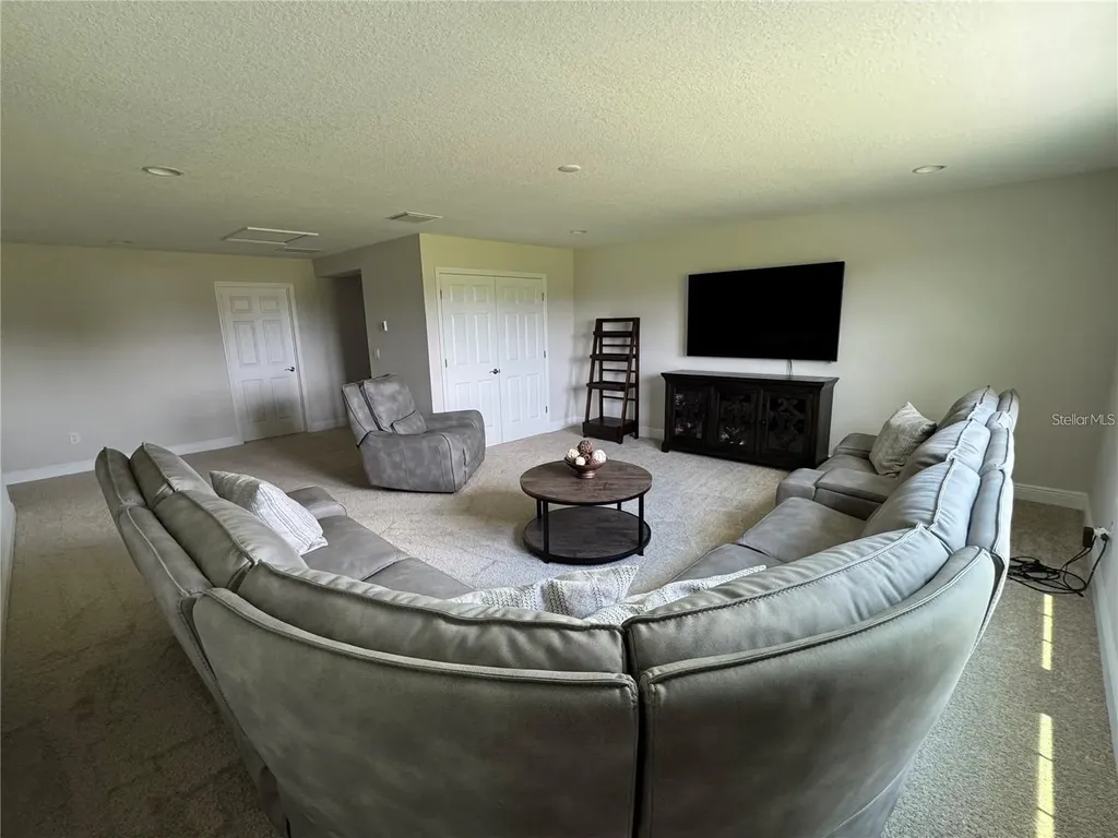13150 Wellspring Drive Lithia FL 33547
