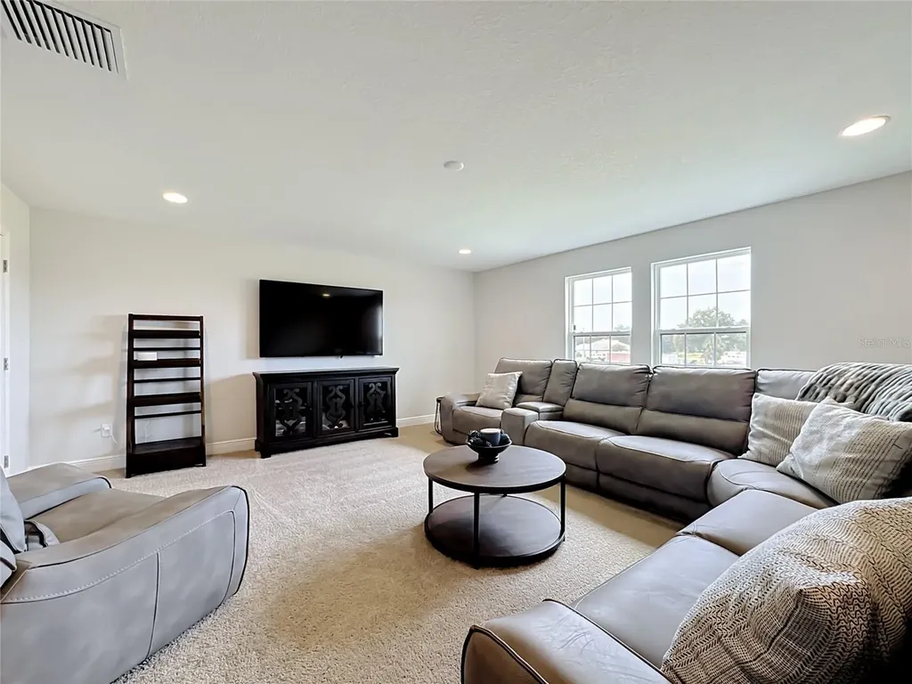 13150 Wellspring Drive Lithia FL 33547