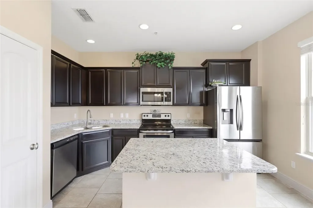 10558 Green Ivy Lane Orlando FL 32832