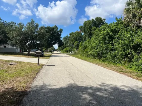 3247 Manhattan Street Port Charlotte FL 33952