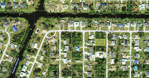 3247 Manhattan Street Port Charlotte FL 33952