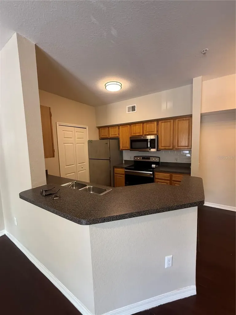 6029 Westgate Drive Orlando FL 32835