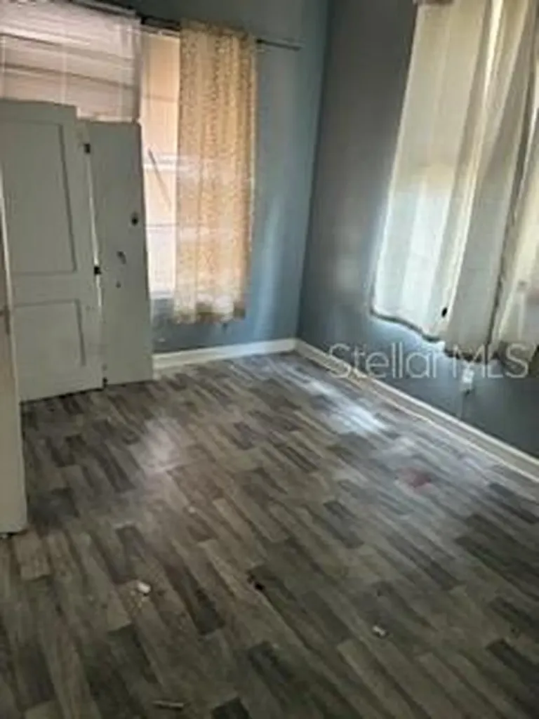 1401 E 24th Avenue Tampa FL 33605