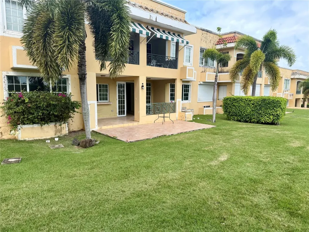 968 Costa Dorada Rio Grande PR 00745
