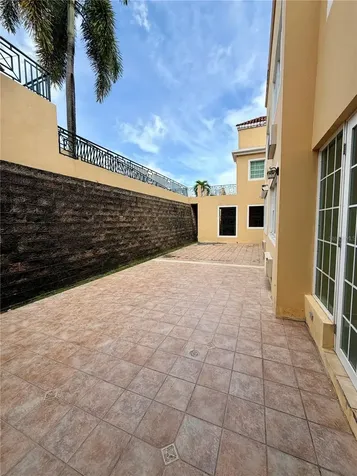 968 Costa Dorada Rio Grande PR 00745