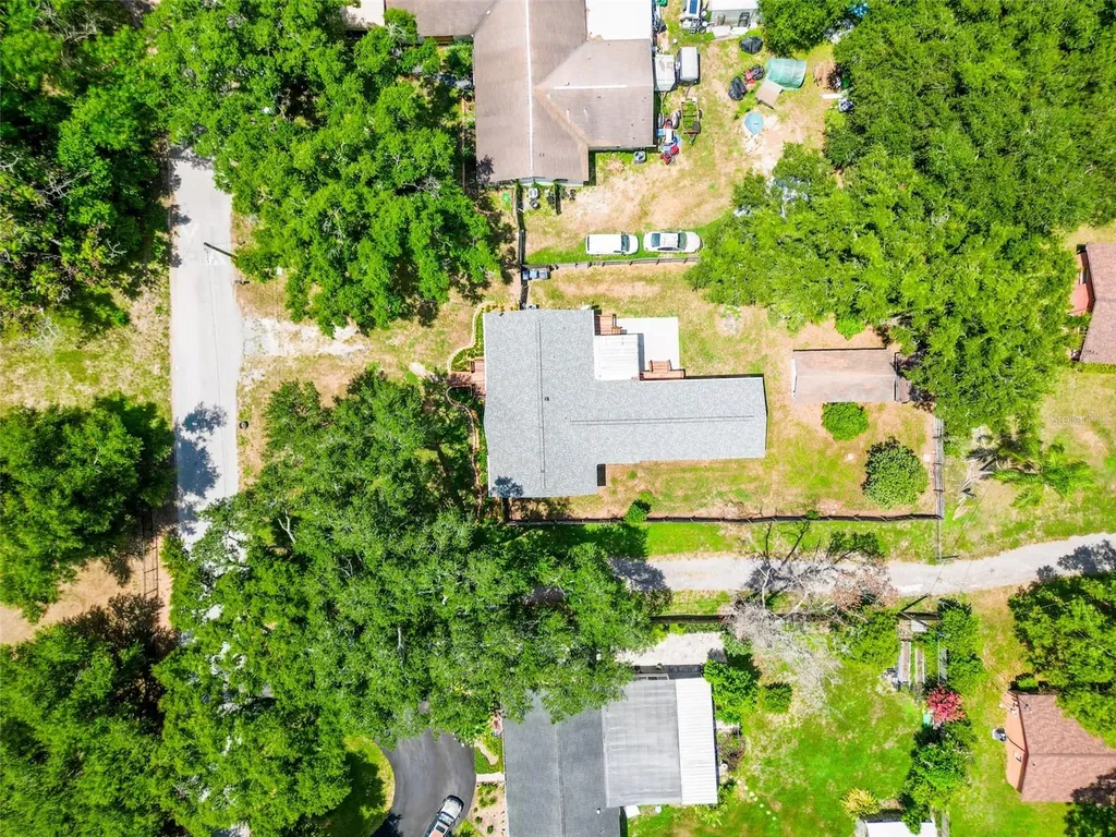 1926 Meadowridge Drive Valrico FL 33596