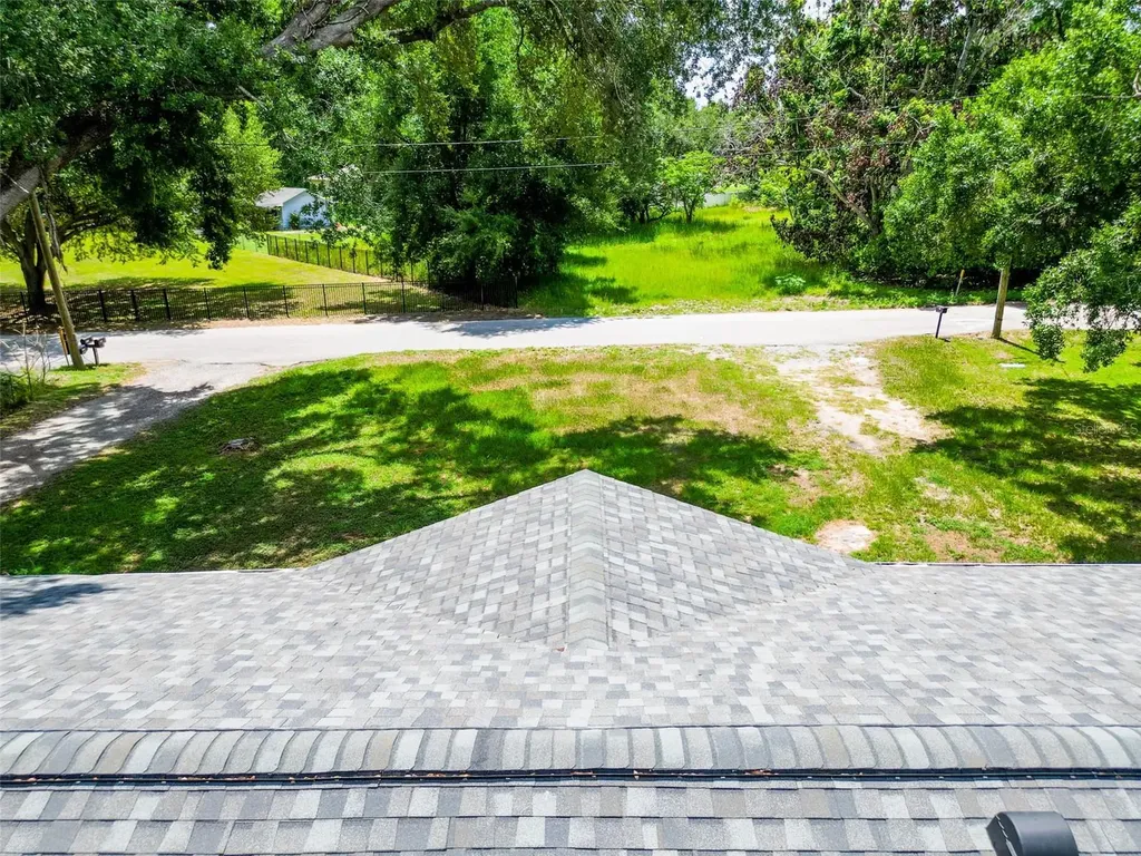 1926 Meadowridge Drive Valrico FL 33596