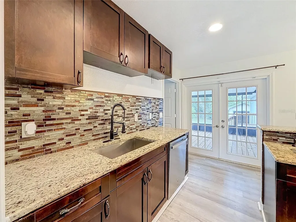 1926 Meadowridge Drive Valrico FL 33596
