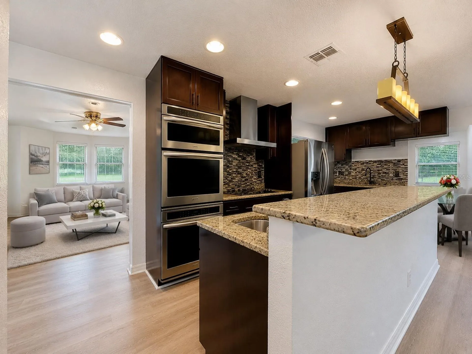 1926 Meadowridge Drive Valrico FL 33596