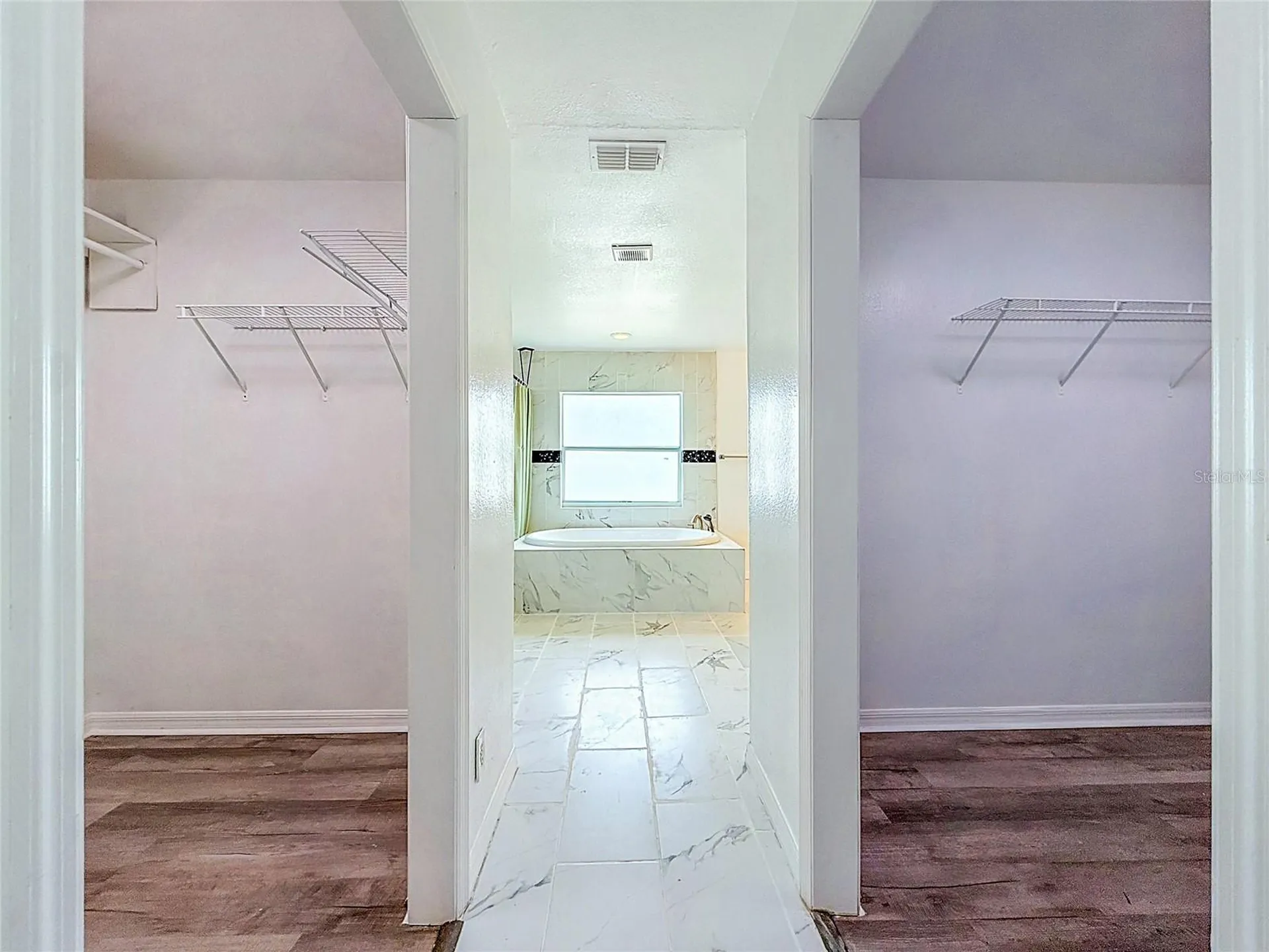1926 Meadowridge Drive Valrico FL 33596