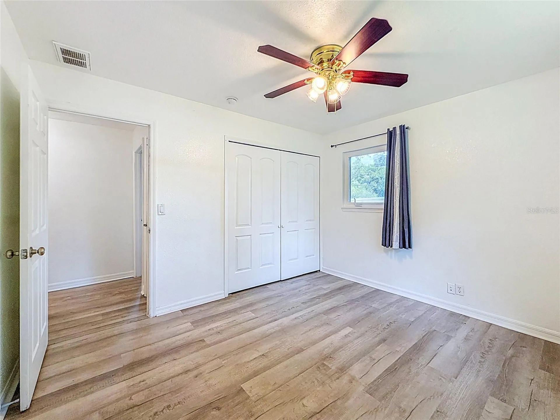 1926 Meadowridge Drive Valrico FL 33596
