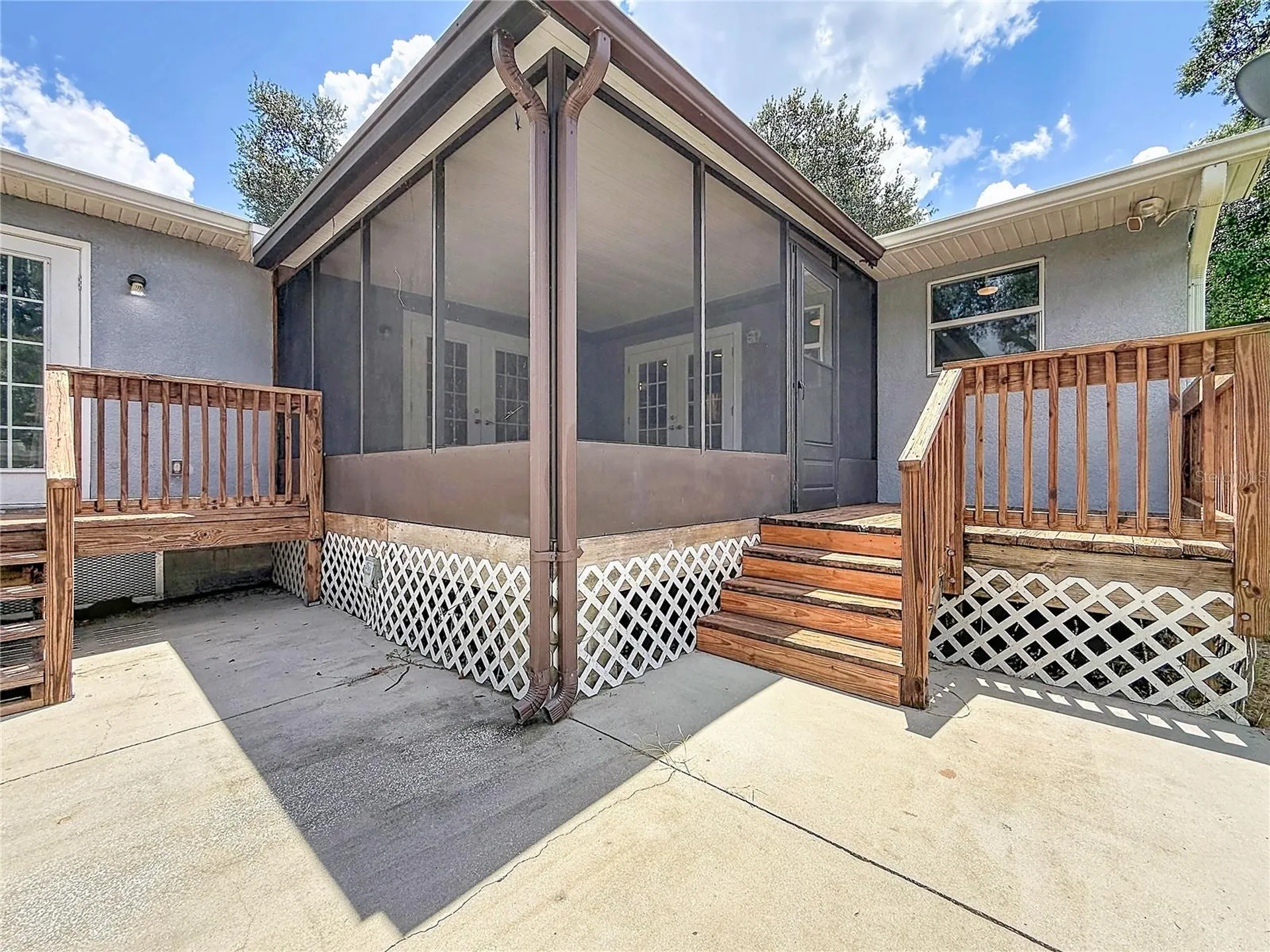 1926 Meadowridge Drive Valrico FL 33596