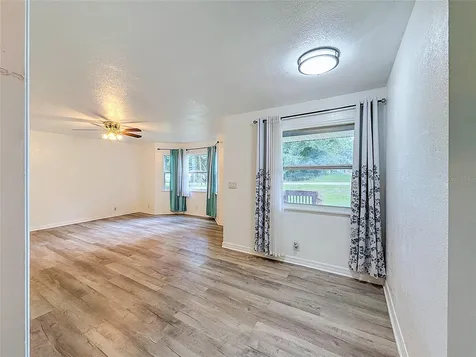1926 Meadowridge Drive Valrico FL 33596