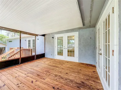 1926 Meadowridge Drive Valrico FL 33596