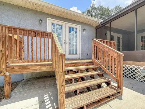 1926 Meadowridge Drive Valrico FL 33596