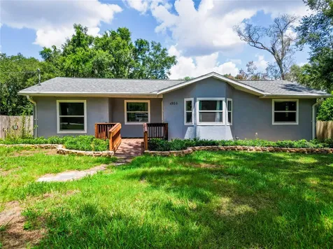 1926 Meadowridge Drive Valrico FL 33596