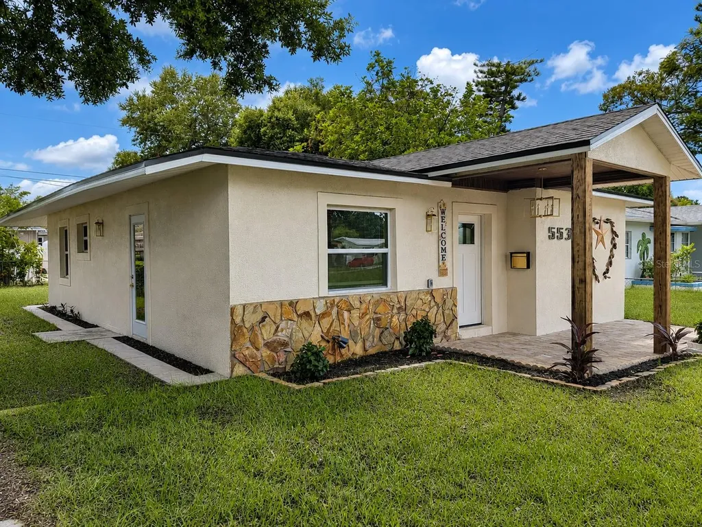 5538 6th Avenue N St Petersburg FL 33710
