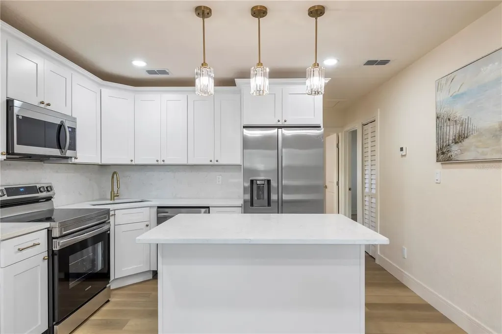 5538 6th Avenue N St Petersburg FL 33710